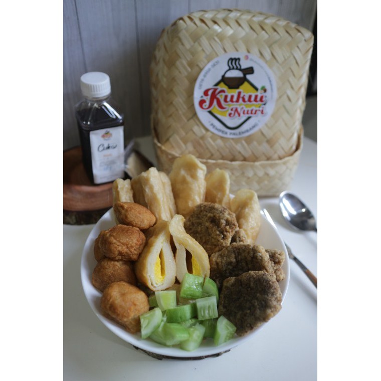 

Pempek Palembang Paket Regular Frozen Berat 1,2 kg