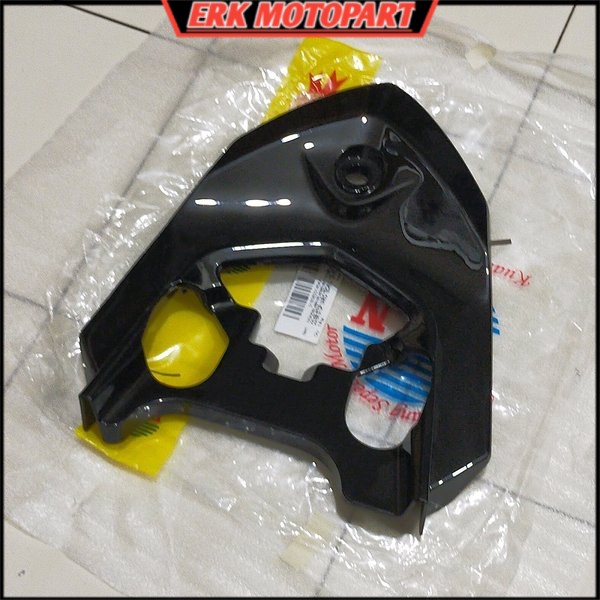 cover rr center tail sambungan body belakang vario techno 125 fi KZR hitam non original