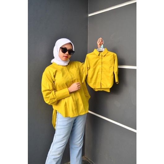 Basic Oversize By Keenanthi / Kemeja Kue / Cewek Kue / Kemeja Wanita / Kemeja Oversize / Kemeja Basic