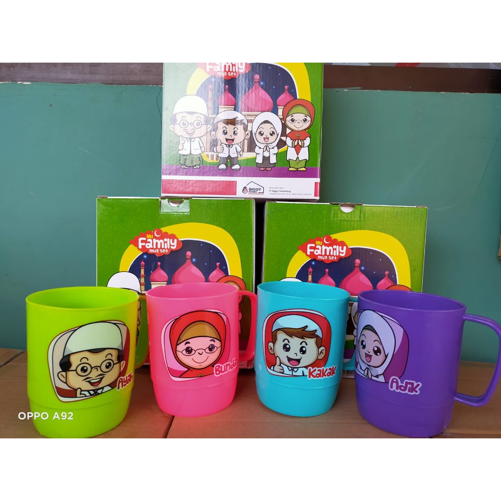 MUG FAMILY SET ISI 4 / GELAS PLASTIK SET PAPAH MAMAH