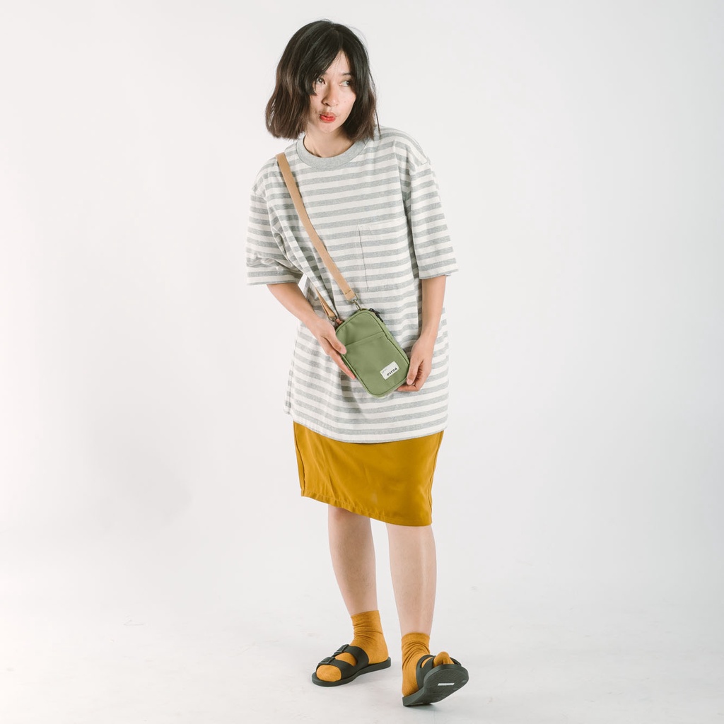 Evroa - Sling Phone Polka - Sage Green