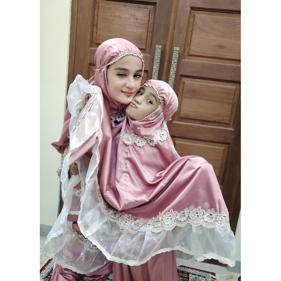 mukena couple ibu dan anak bahan maxsmara polos renda organdi original best seller