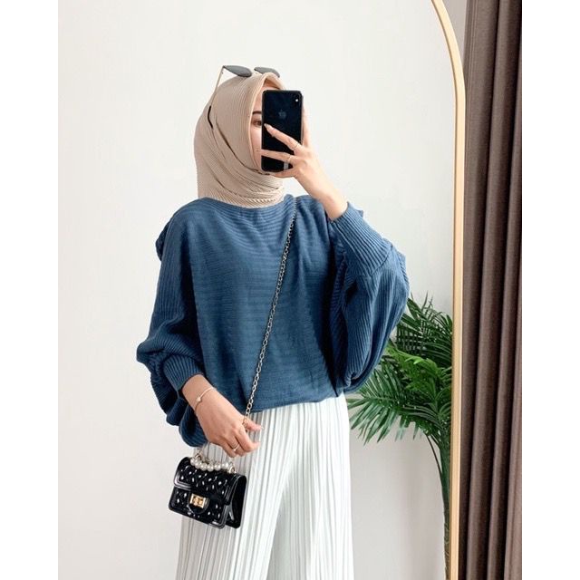 BEFAST - ZFS OOTD Wanita Blouse IYANA / RJT BARLY OVERSIZE BATWING / Blouse Kasual / Blouse Rajut Kekiniana Wanita Remaja / Rajut Trendy / Terlaris / Blouse Rajut Lengan Panjang / Blouse Rajut Polos