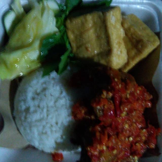 

Ayam Geprek Pamungkas