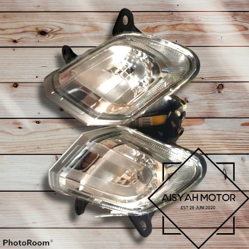 Reflektor Lampu Sen Depan Honda Scoopy FI Tahun 2017