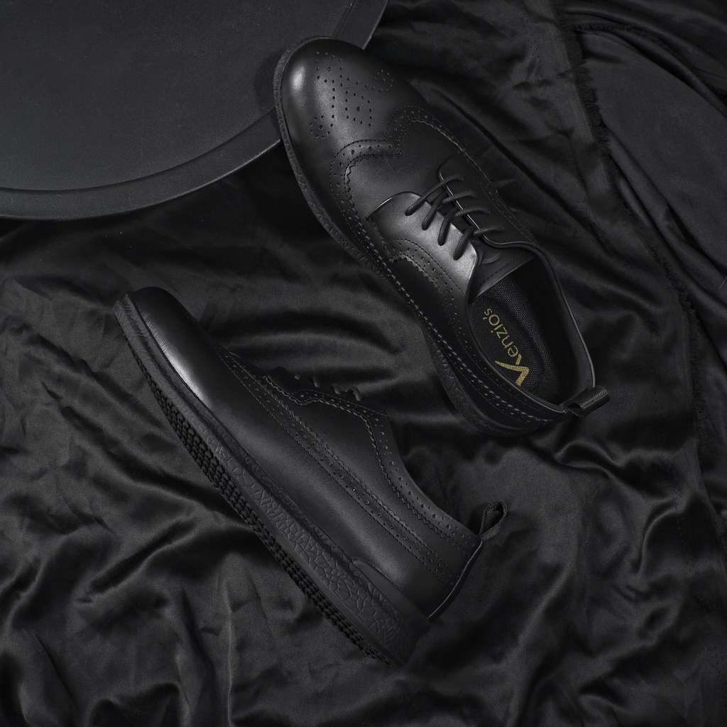 BRITISH 2.1 BLACK ORIGINAL x KENZIOS Sepatu Kulit Sapi Asli Hitam Pria Formal Pantofel Kerja Kantor Dinas Resmi Guru Kantoran Pesta Undangan Kondangan Nikah Kuliah Casual Wingtip Modern Oxford Genuine Leather Footwear Big Size Jumbo Ukuran Besar 44 Keren