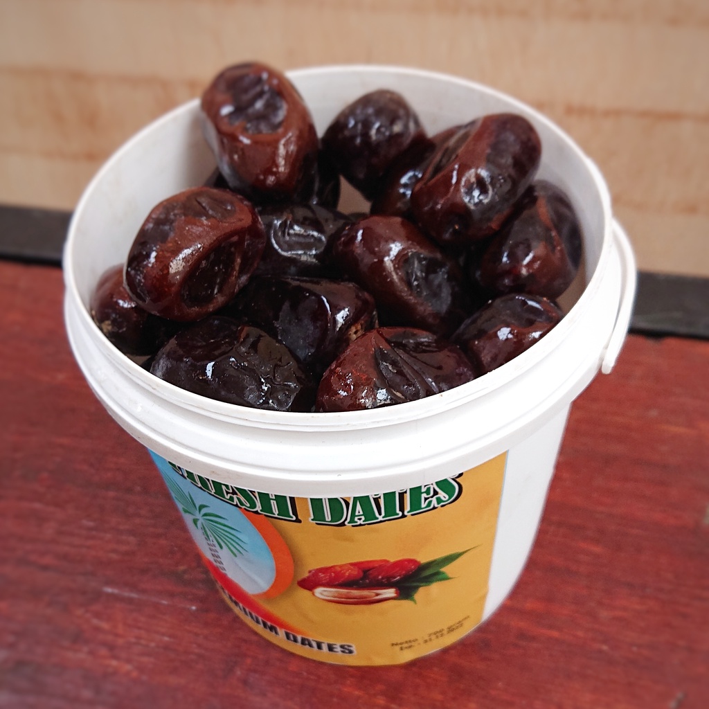 KURMA BAM ANGGUR EMBER 700 GRAM FRESH DATES