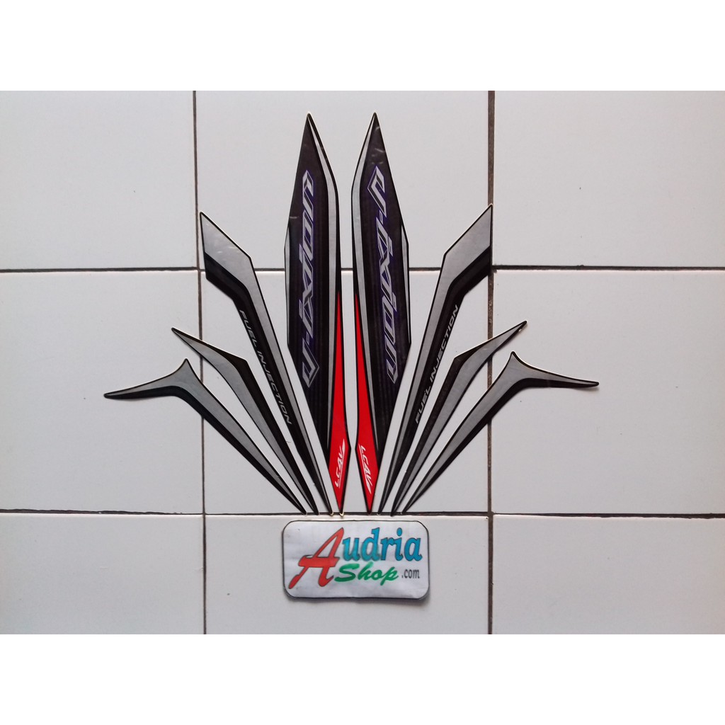 Sticker Motor Yamaha New Vixion 2013 Hitam Shopee Indonesia