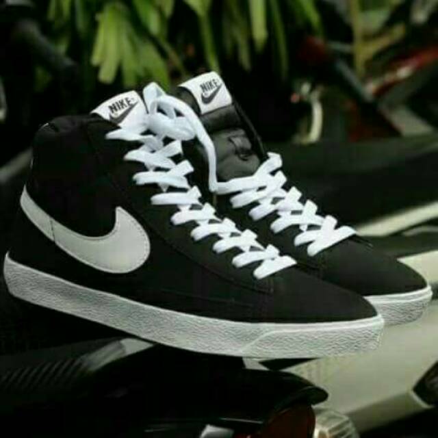 Nike Blazer High