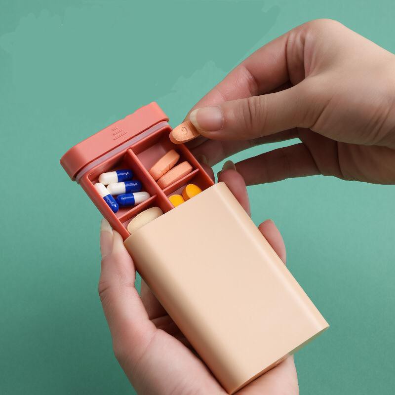 UNNISO - Kotak Obat Portable / Pills Box Portable