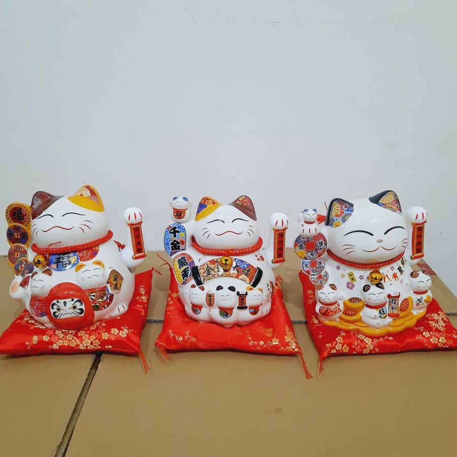 PAJANGAN KUCING LUCKY CAT MANEKI NEKO KADO MURAH MANEKI