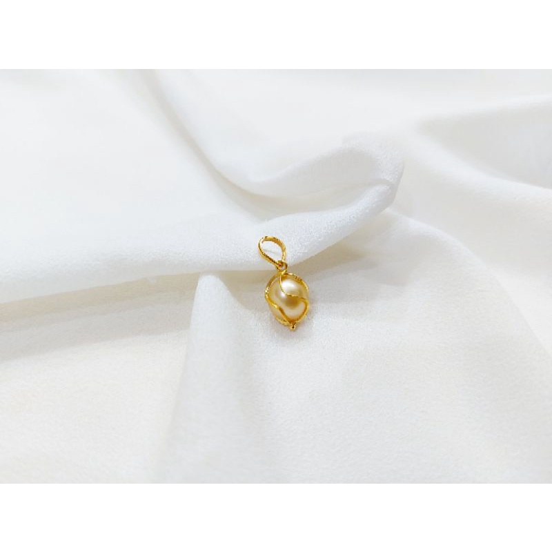 Liontin Emas Mutiara Air Laut Asli