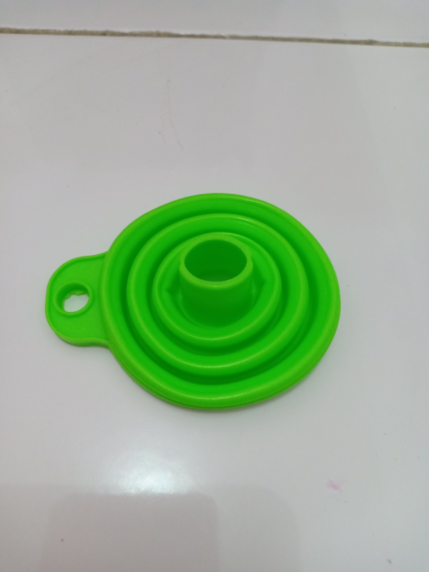 Corong Minyak Silikon Lipat Food Grade