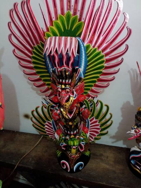 Patung Garuda Wisnu Kencana Naik Naga Dari Kayu Warna Warni Handmade 1 Meter Shopee Indonesia