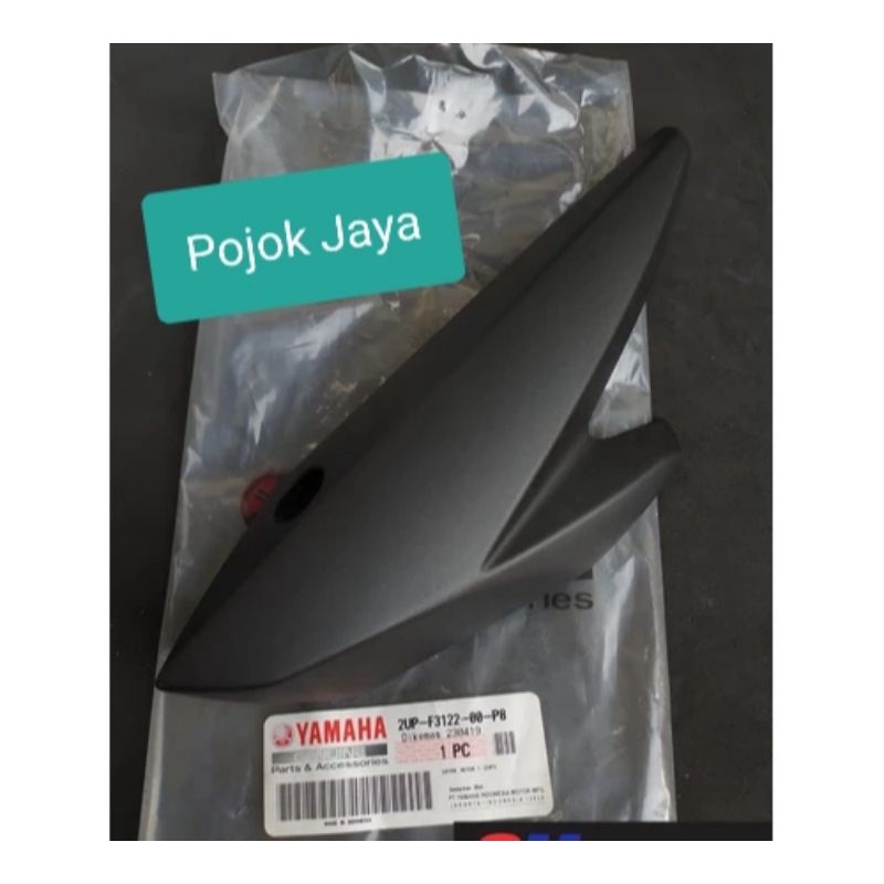 Cover Kupingan Lampu Byson FI Kiri Hitam Doff Ori YGP 2UP-F3122-00-P8