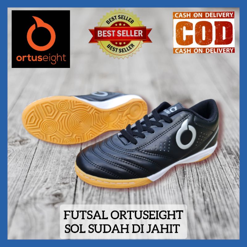 SEPATU FUTSAL ORTUSEIGHT / SEPATU OLAHRAGA SEPAKBOLA INDOOR SOCCER PRIA / FUTSAL TERLARIS ORTUS / SEPATU PUTSAL MURAH