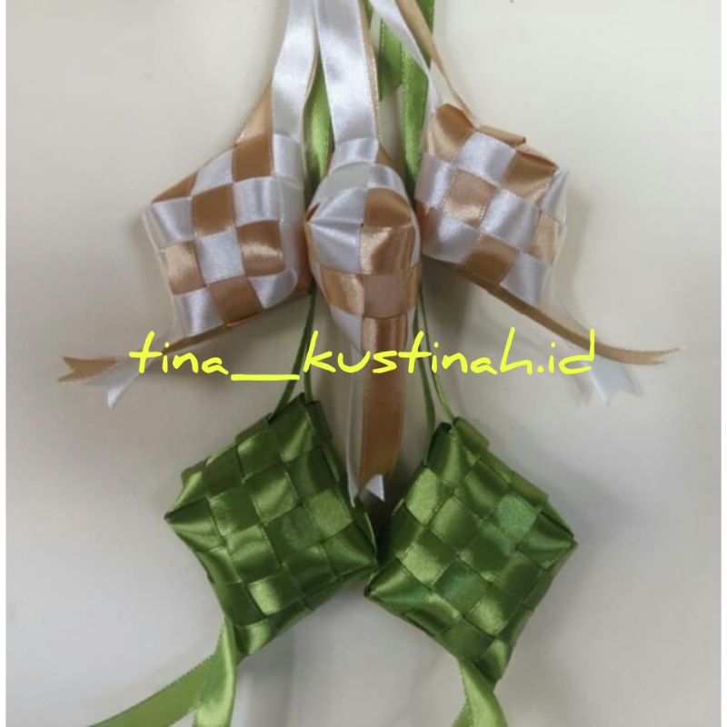 

Ketupat hias lebaran uk 4cm x 4cm, MINIMAL ORDER 12pcs