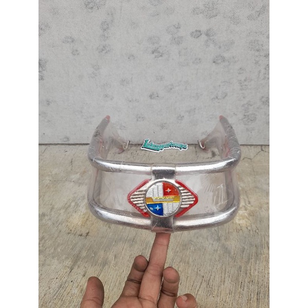 bemper spakbor depan vespa super bajaj