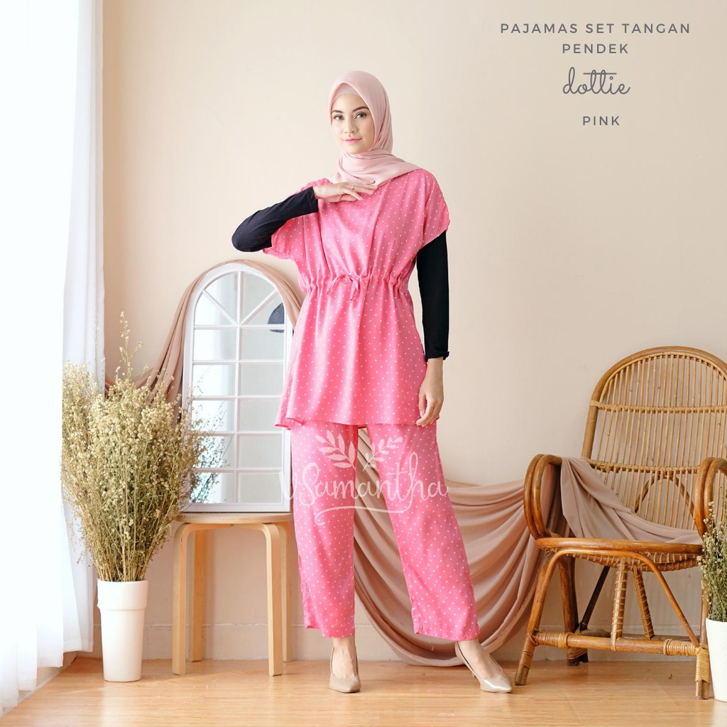 

vSamantha - Pajamas Set / Piyama Set Rayon (Tangan Pendek + Celana Panjang)