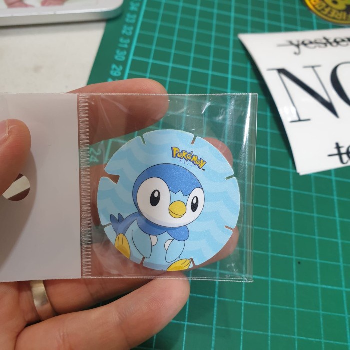 Pokemon Coin Tazos Chiki Balls - Piplup