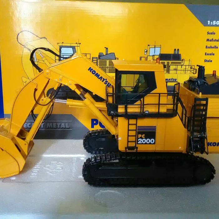 Jual Excavator Komatsu Pc00 Front Shovel Miniatur Diecast Alat Berat Mini Shopee Indonesia