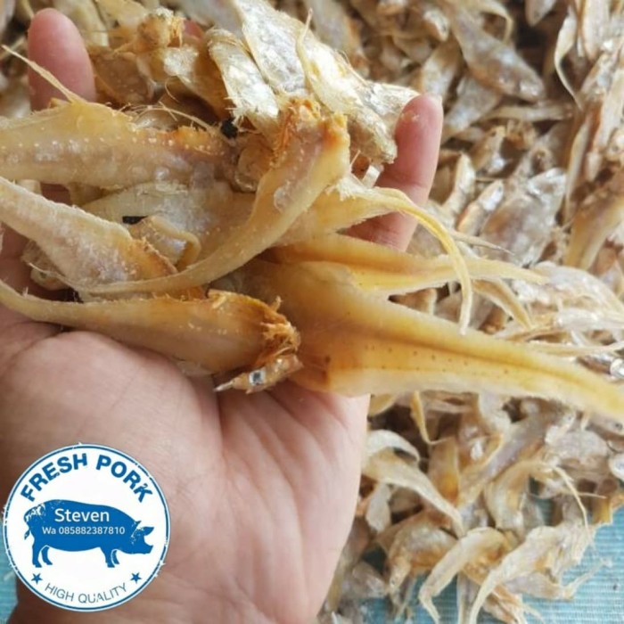 

IKAN ASIN IKAN BULU AYAM 500GRAM -DRIED SALTY BULU AYAM FISH