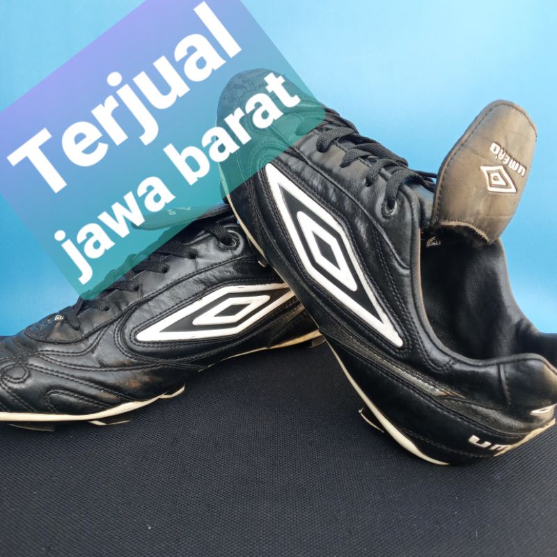 Sepatu Bola second Brand UMBRO original