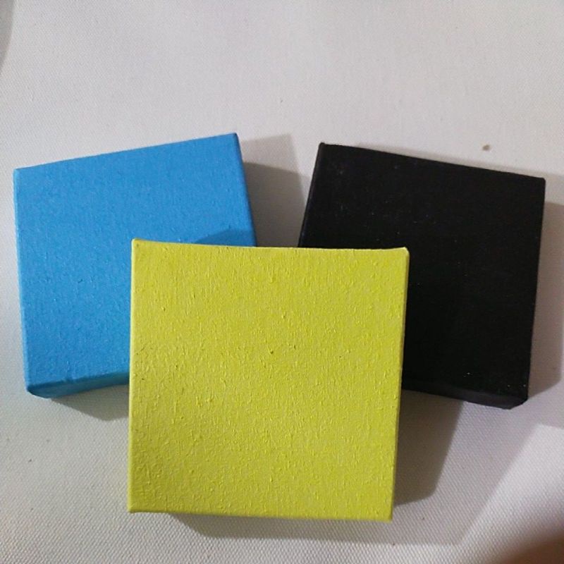 

Canvas Black/Yellow/Blue Bino 10x10cm / Kanvas Hitam Kuning Biru Bino 10x10cm