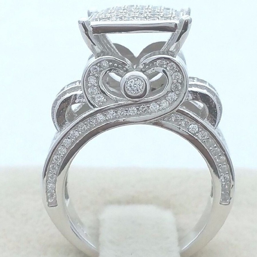 SEUSUK  Cincin Kawin / Tunangan Warna Putih untuk Wanita