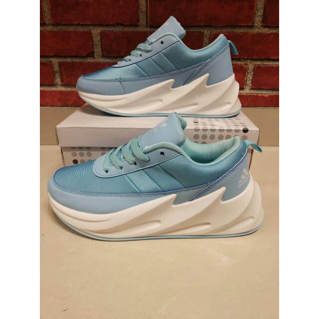 Sneakers adidas SHARK