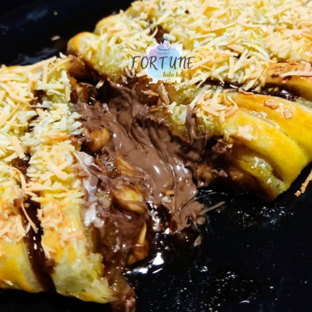 

Chocbun/ chocolate banana pasrty/ chocban pastry