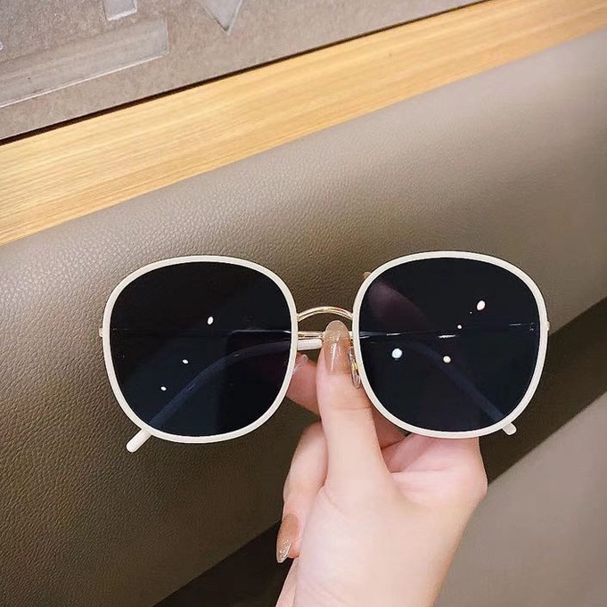 Kacamata Hitam Oversized Bentuk Bulat Untuk Wanita