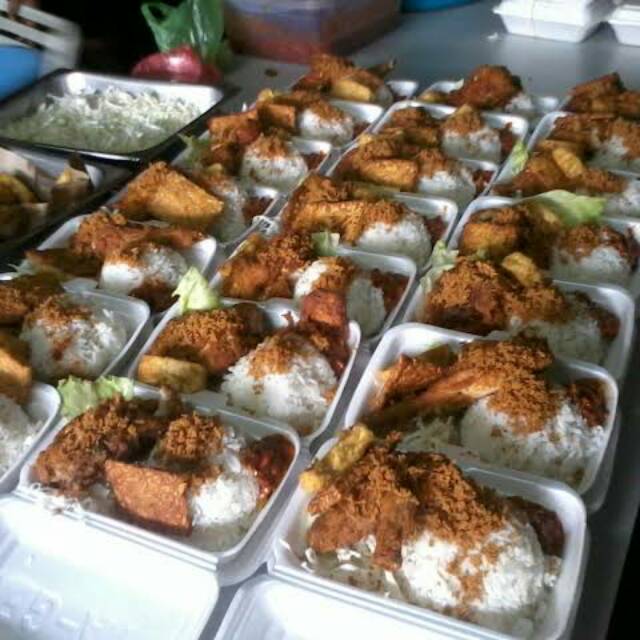 Catering Ayam Penyet Shopee Indonesia