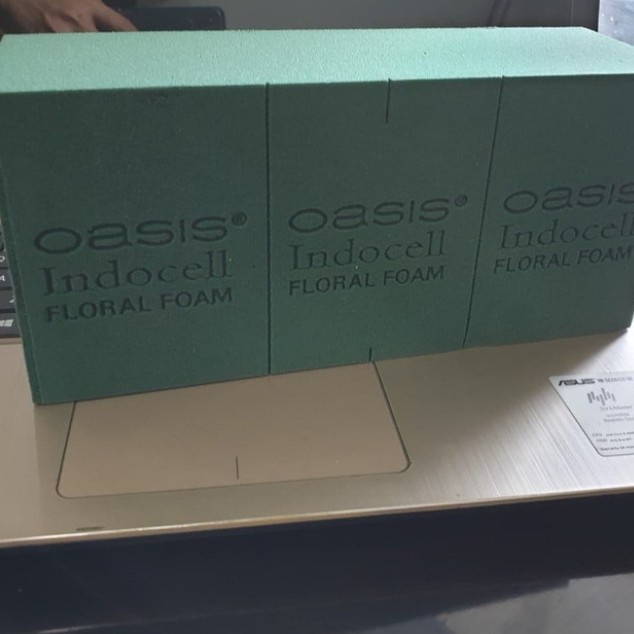 

Hadir Oasis Floral Foam Busa Basah/Busa Bunga/Gabus Bunga Hidup/Oasis Promo