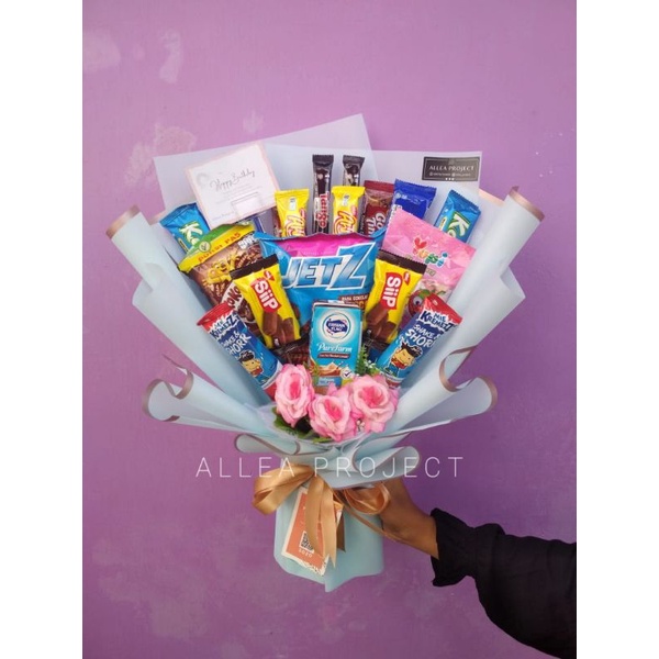 

Bucket snack ulang tahun/wisuda/semprotulation