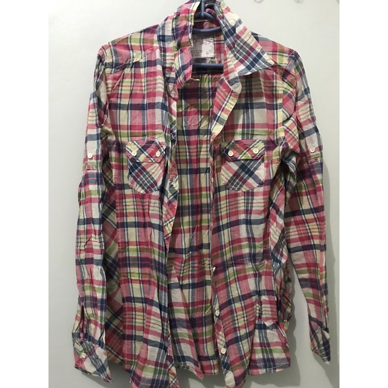 Kemeja ninety degrees