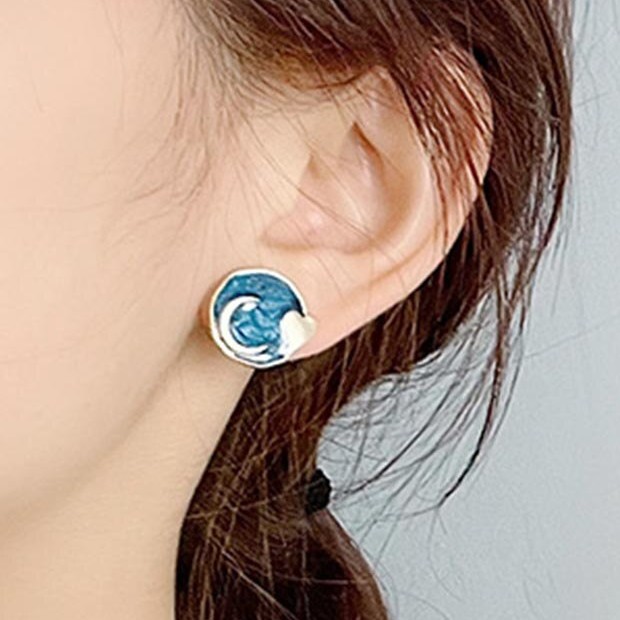 Anting Tusuk Gantung Asimetris Desain Bulan Sabitbintang Enamel Gaya Simplevintage Untuk Wanita
