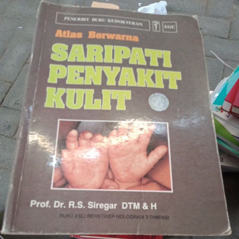 atlas berwarna saripati penyakit kulit