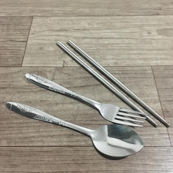 TRAVEL CUTLERY SET alat makan sendok garfu sumpit stainless Baru