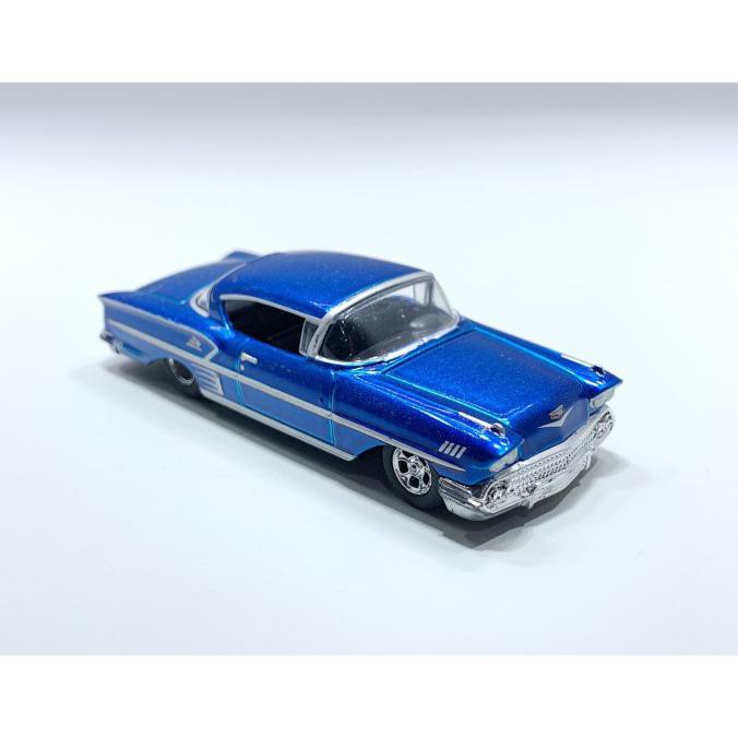 maddox - 1:64 Diecast Castline 1958 Chevy Impala