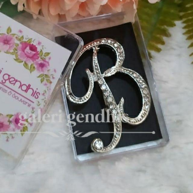 Bros Huruf / Bros Alfabet  / Bros Nama / Bros Unik / Bros Hijab / Bros Simple Cantik Inisial Pin-Silver