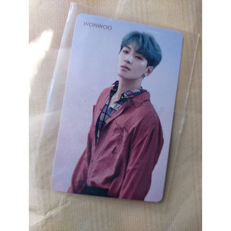 HMV Pink Wonwoo flfl (booked)