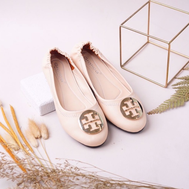 Sepatu Wanita Terbaru/Sepatu Kekinian/Flat Shoes&amp;Balerina/Slip On/Gratica original/ KORA KORA