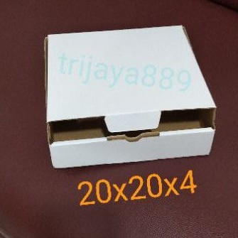 

kardus box pizza/diecut uk 20x20x4 PUTIH