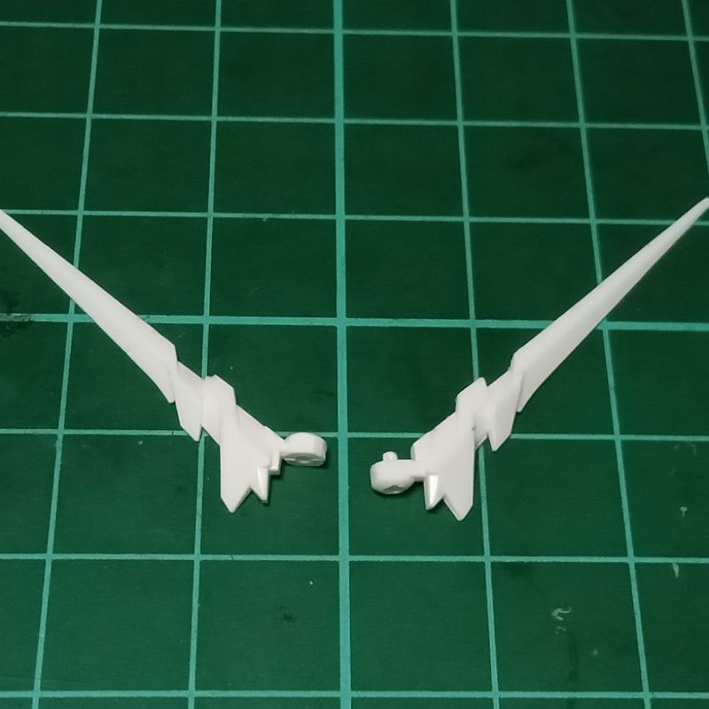 Gundam MG Unicorn V-Fin Part C18-C19