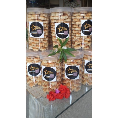 

kue kacang premium