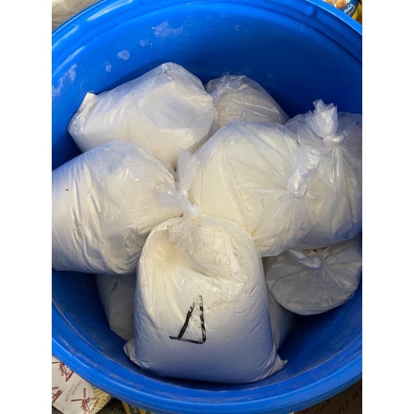 

Tepung Segitiga Biru (Protein Sedang)