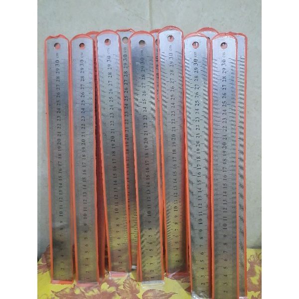 

Penggaris besi ukuran 30 cm/murah