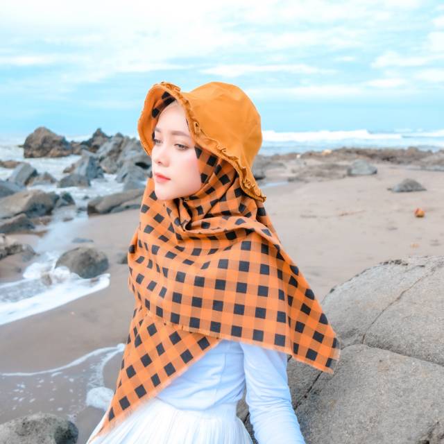 Jilbab SQUARE Saudia Motif / Hijab Segiempat Rawis Kotak