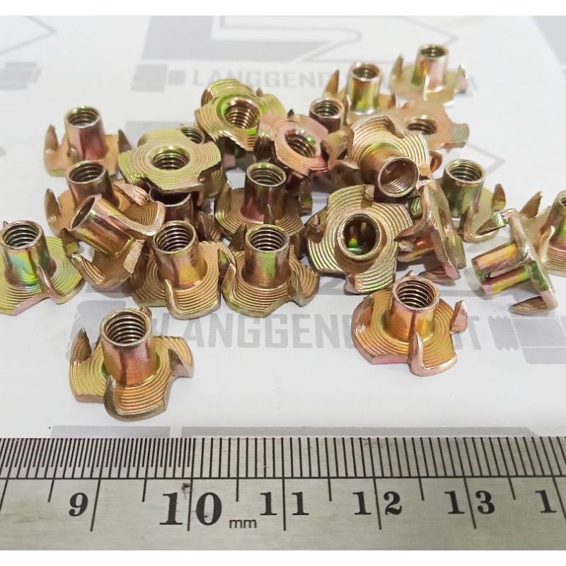 10 Pcs Mur Cakar M5  / Tee Nut 5mm ( baut 8 )